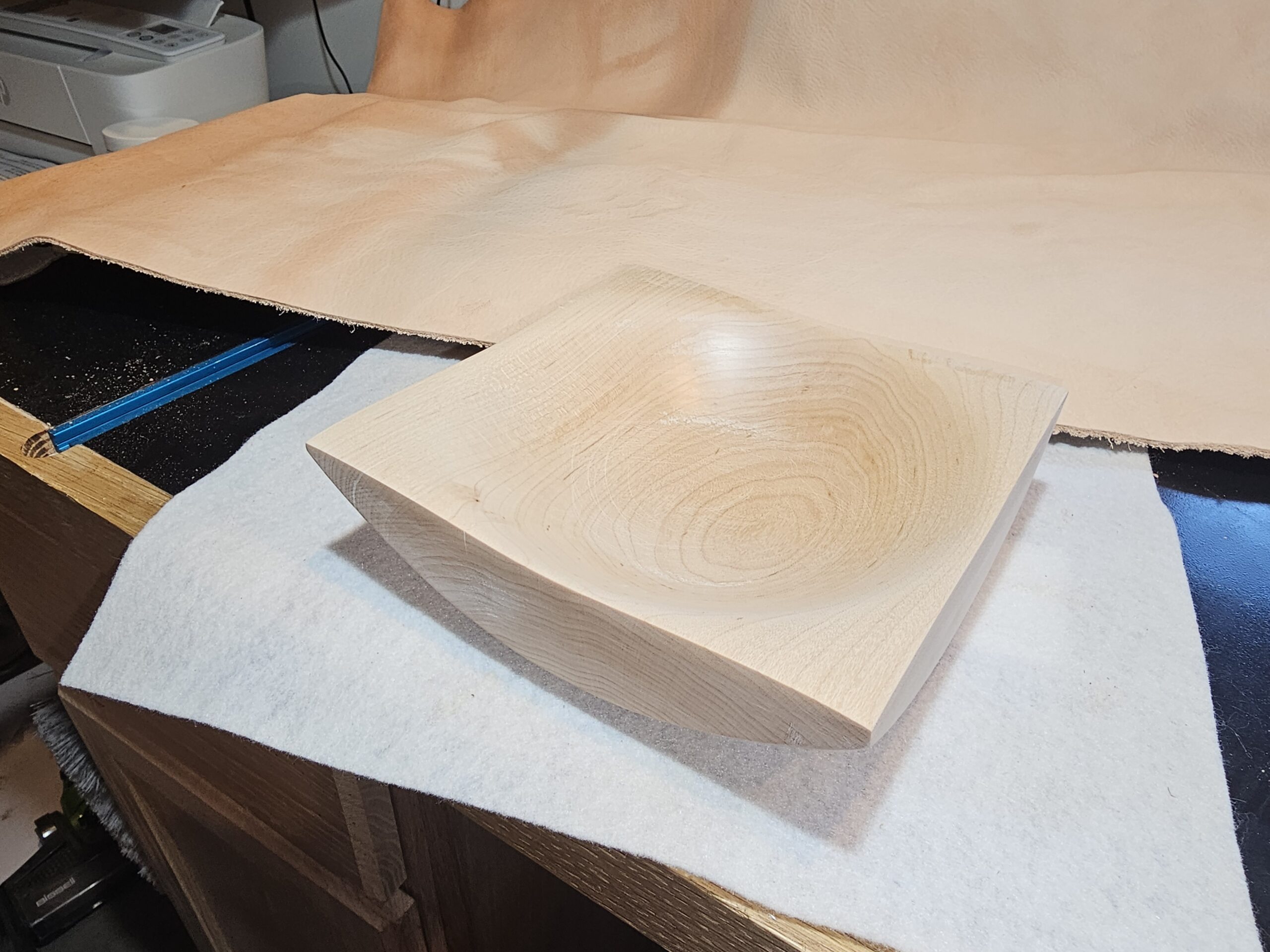 Advanced Woodturning with Jim Prinkey: Square Bowl